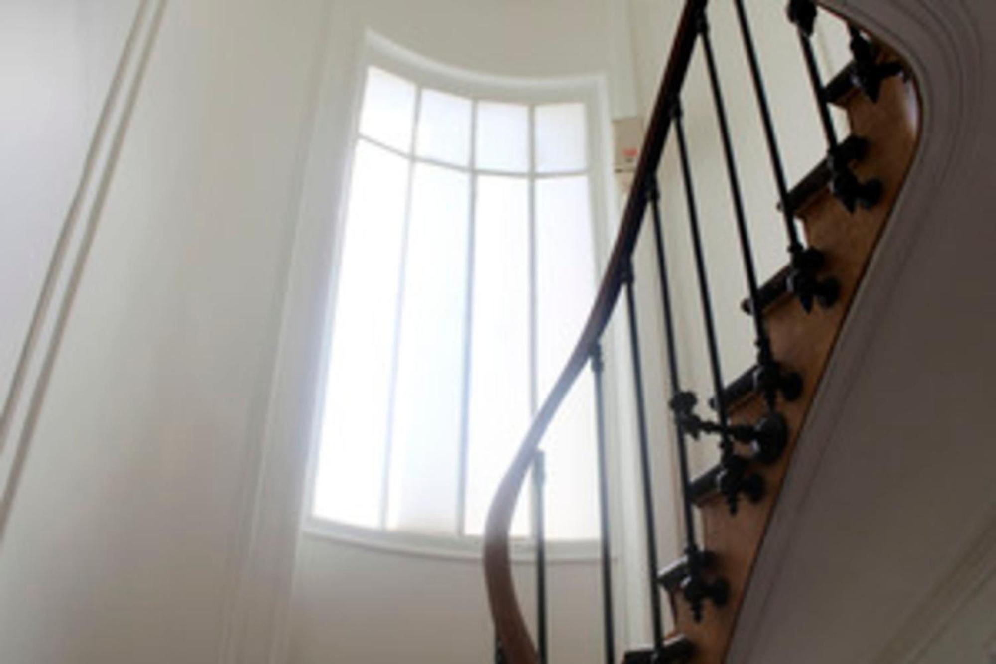 Apartment Coquettish In Passy Near Eiffel Tower *